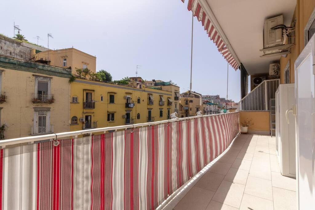 Appartamento Monzio'S House Napoli Esterno foto